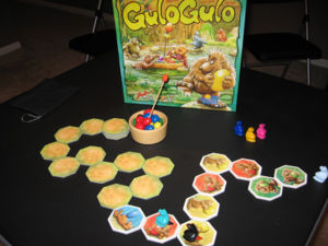 Gug krabice a hra.jpg